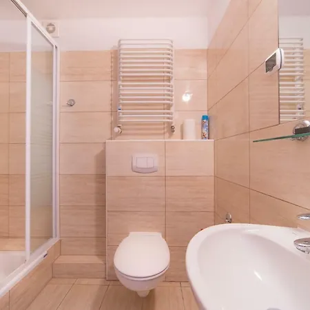 Kompleks wypoczynkowy Malinka 3*