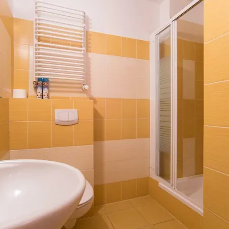 Malinka Kompleks wypoczynkowy 3*